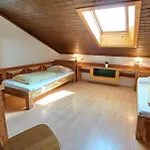 Anja Seeblickappartement Haus Haensel U Gretel Am Ossiacher See, Hallenbad, Skiarena Gerlitzen Daire