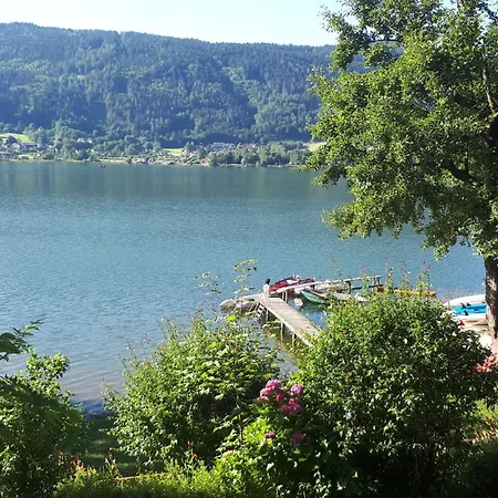 Anja Seeblickappartement Haus Haensel U Gretel Am Ossiacher Mit Direktem Seezugang, Hallenbad