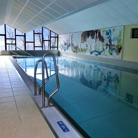 Apartment Anja Seeblickappartement Haus Haensel U Gretel Am Ossiacher Mit Direktem Seezugang, Hallenbad