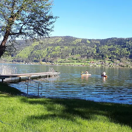 Daire Anja Seeblickappartement Haus Haensel U Gretel Am Ossiacher See, Hallenbad, Skiarena Gerlitzen Steindorf am Ossiacher See