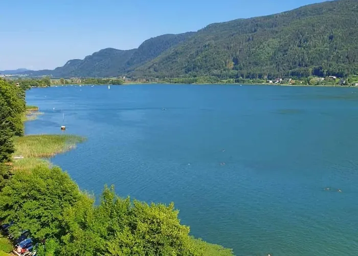 Apartamento Anja Seeblickappartement Haus Haensel U Gretel Am Ossiacher See, Hallenbad, Skiarena Gerlitzen